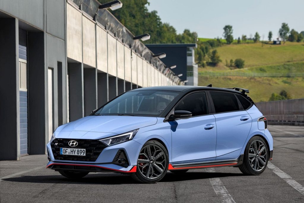 découvrez notre sélection de pneus adaptés à votre hyundai i20 pour garantir sécurité, performance et confort de conduite. profitez d'offres exclusives et d'un service de montage professionnel pour maintenir votre voiture en parfait état.