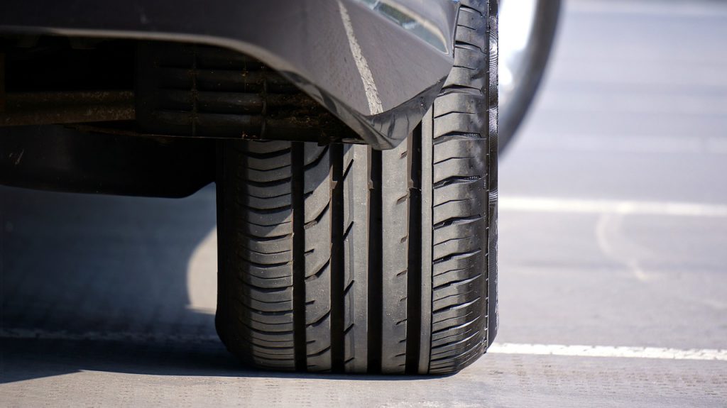 découvrez l'importance cruciale des pneus pour la sécurité, la performance et l'efficacité de votre véhicule. apprenez comment choisir les meilleurs pneus pour garantir une conduite optimisée dans toutes les conditions.