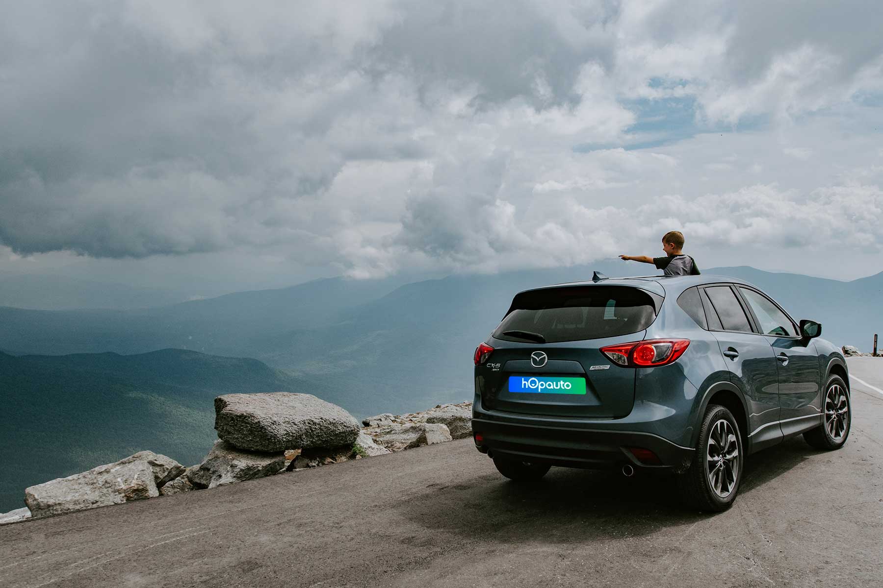 découvrez la signification du terme suv, un acronyme pour 'sport utility vehicle'. ce guide explorera les caractéristiques, l'historique et les avantages de ces véhicules polyvalents, idéaux pour les aventuriers et les familles.