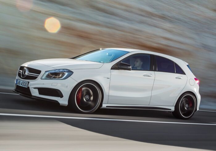 découvrez notre sélection exclusive de modèles mercedes, alliant luxe, performance et innovation. explorez des voitures conçues pour offrir une expérience de conduite inégalée, adaptées à tous les goûts et toutes les envies.
