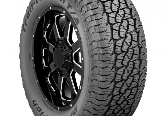 découvrez les pneus tout temps bfgoodrich, conçus pour offrir une excellente adhérence et performance sur tous types de routes. parfaits pour les conditions climatiques variées, ils allient robustesse et confort de conduite. améliorez votre sécurité et votre expérience de conduite avec bfgoodrich !