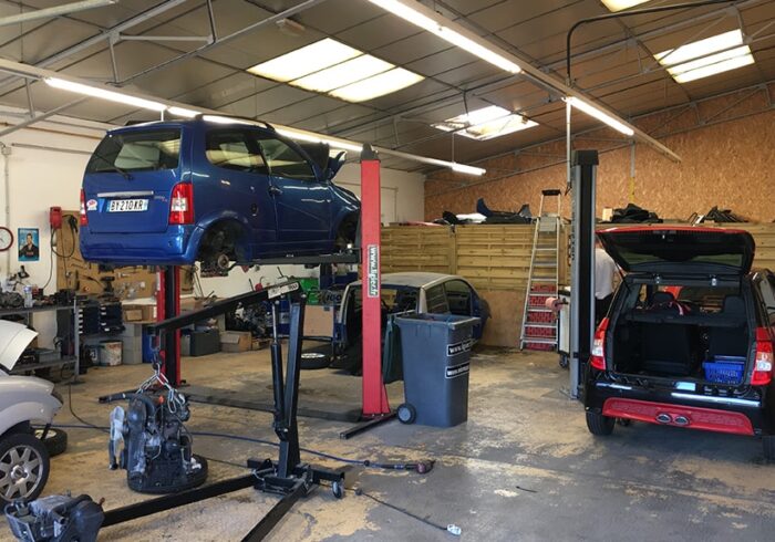 découvrez nos conseils et services pour l'entretien de votre voiture sans permis, adaptés à vos besoins spécifiques. assurez le bon fonctionnement et la sécurité de votre véhicule avec nos recommandations professionnelles.