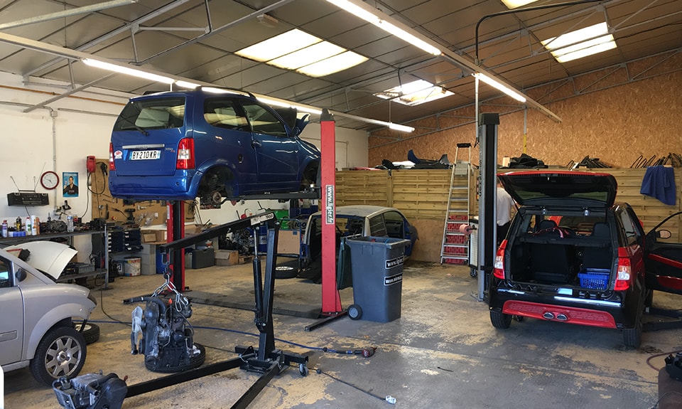 découvrez nos conseils et services pour l'entretien de votre voiture sans permis, adaptés à vos besoins spécifiques. assurez le bon fonctionnement et la sécurité de votre véhicule avec nos recommandations professionnelles.