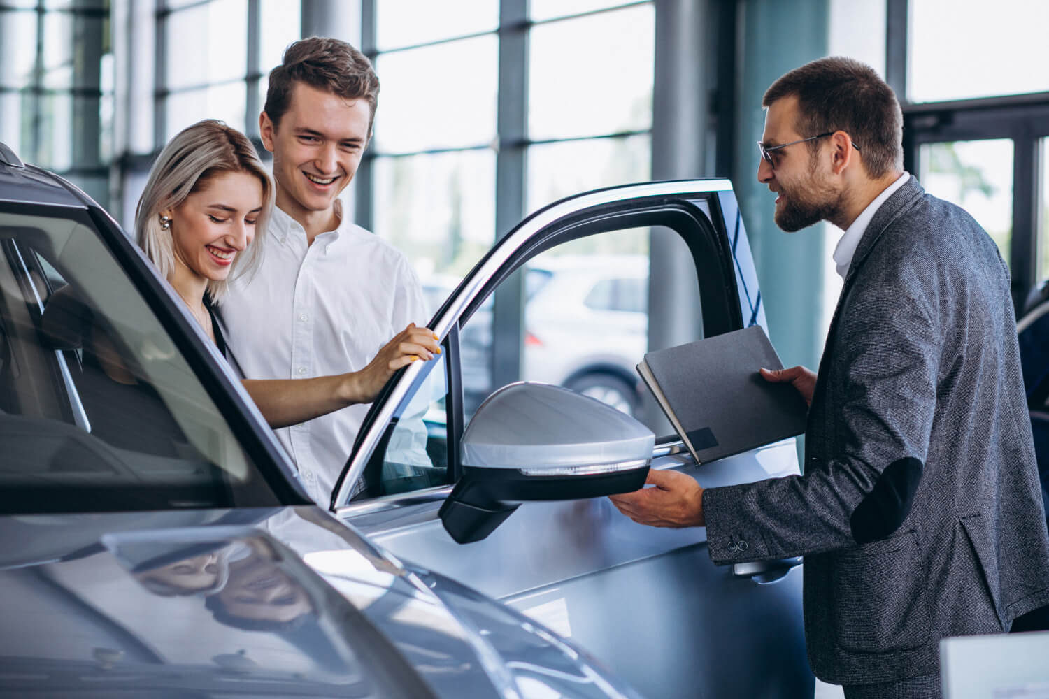 découvrez comment choisir la meilleure assurance auto pour vos besoins grâce à nos conseils pratiques. comparez les offres, comprenez les garanties et économisez sur votre prime d'assurance.