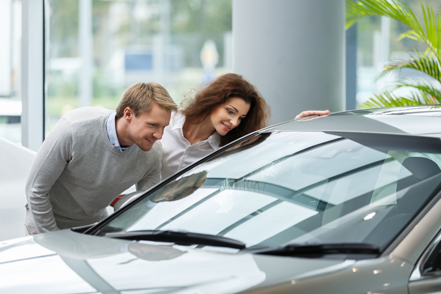découvrez les étapes essentielles à suivre après l'achat d'une voiture pour assurer une bonne prise en main, gérer l'assurance, l'immatriculation et l'entretien de votre nouveau véhicule.