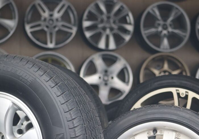 découvrez notre sélection de pneus adaptés pour la citroën c3 iii. profitez d'une conduite sécurisée et confortable grâce à nos pneus de haute qualité, conçus pour optimiser la performance et la durabilité de votre véhicule. comparez les options et trouvez le meilleur rapport qualité-prix pour améliorer votre expérience de conduite.
