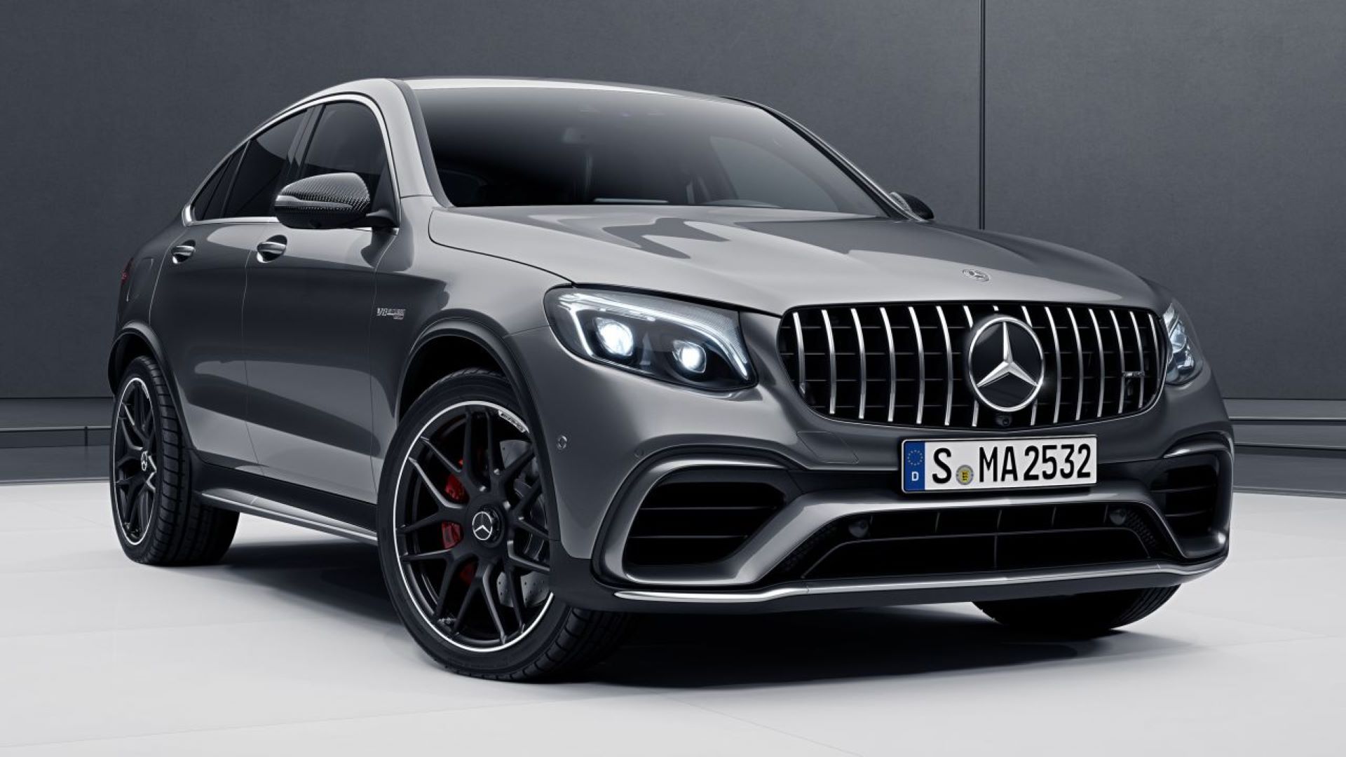 découvrez notre sélection de pneus de performance spécialement conçus pour le mercedes glc. offrant une adhérence optimale, une durabilité supérieure et une conduite confortable, nos pneus amélioreront vos performances sur la route. faites le choix de l'excellence pour votre véhicule.