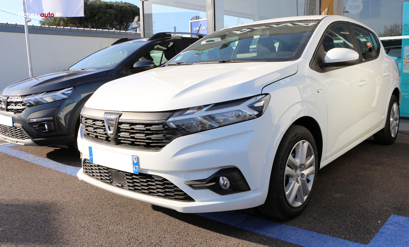 découvrez notre sélection de pneus adaptés à la dacia sandero 3, alliant sécurité et performance sur la route. trouvez les meilleurs pneus pour optimiser le confort de conduite et la longévité de votre véhicule. commandez dès maintenant pour profiter de nos offres exclusives!