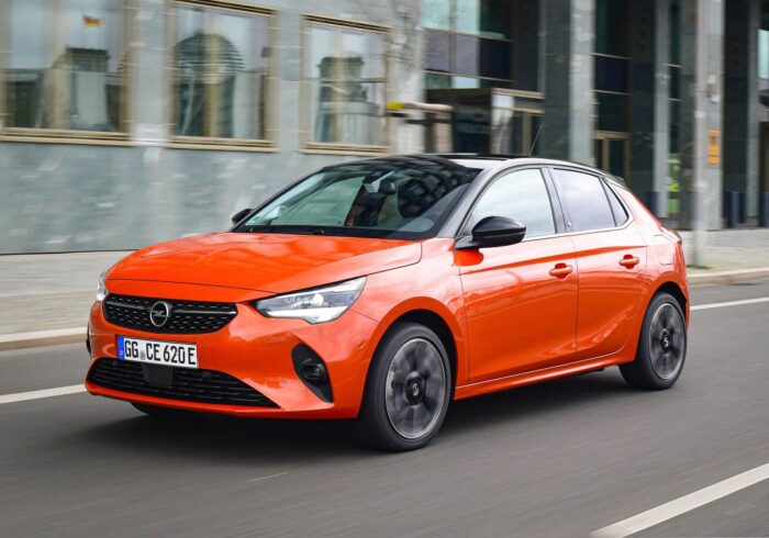 découvrez notre sélection de pneus adaptés pour votre opel corsa, alliant performance, sécurité et confort de conduite. choisissez parmi des marques de confiance et profitez d'offres exclusives pour optimiser votre expérience sur la route.