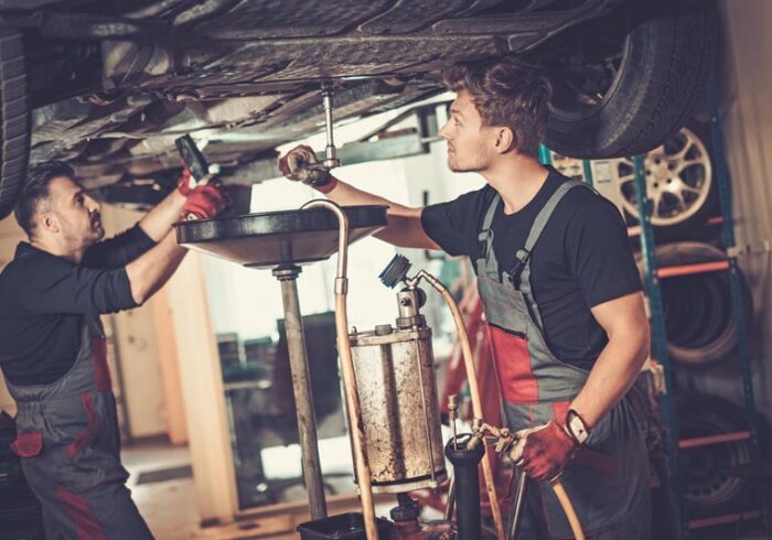 découvrez les signes essentiels à surveiller pour la vidange de votre véhicule. apprenez à identifier quand il est temps de faire l'entretien de votre moteur afin d'assurer sa longévité et son bon fonctionnement.