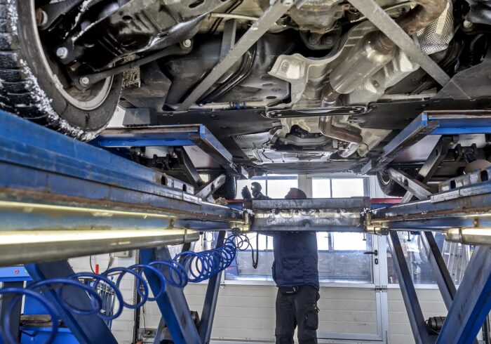 découvrez les conséquences d'un échec au contrôle technique de votre véhicule et comment remédier à cette situation. informez-vous sur les démarches à suivre, les réparations nécessaires et les implications sur votre sécurité et votre conformité légale.