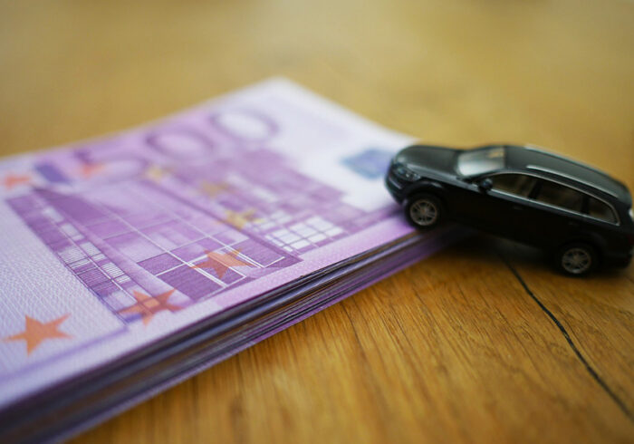 découvrez notre offre de prêt auto traditionnel, idéale pour financer l'achat de votre véhicule. profitez de taux compétitifs, de conditions flexibles et d'un processus de demande simple et rapide. réalisez votre rêve automobile dès aujourd'hui !