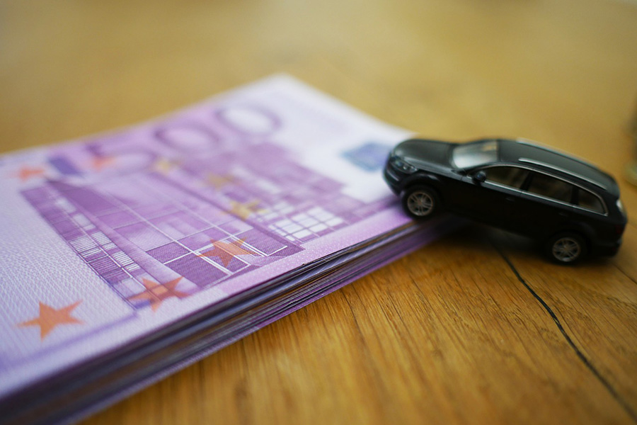 découvrez notre offre de prêt auto traditionnel, idéale pour financer l'achat de votre véhicule. profitez de taux compétitifs, de conditions flexibles et d'un processus de demande simple et rapide. réalisez votre rêve automobile dès aujourd'hui !