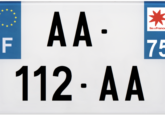 découvrez tout ce qu'il faut savoir sur la conformité des plaques d'immatriculation pour motos. obtenez des conseils pratiques, des informations sur la législation en vigueur et assurez-vous que votre plaque respecte toutes les normes requises.