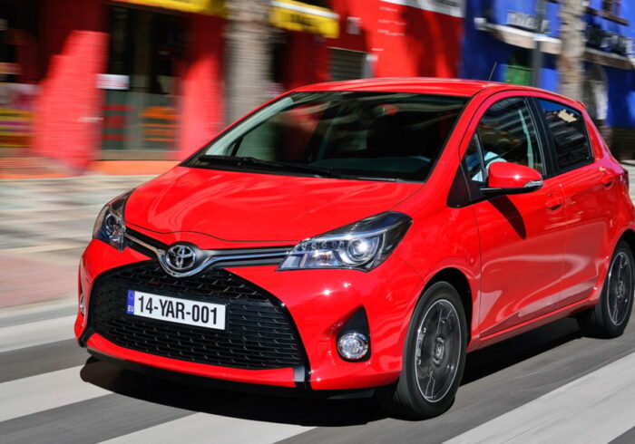 découvrez notre large sélection de pneus pour votre toyota yaris. optimisez la performance et la sécurité de votre véhicule avec des pneus adaptés, offrant adhérence et confort sur tous les types de routes. profitez de nos conseils d'experts pour choisir les meilleurs pneus qui correspondent à vos besoins.
