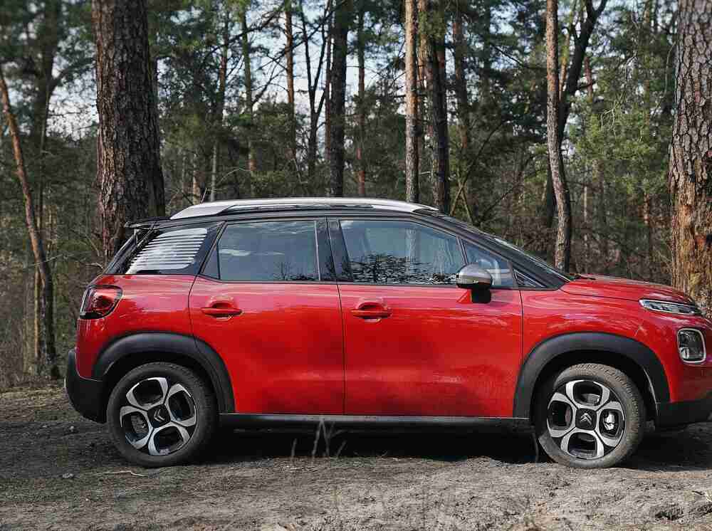 découvrez notre sélection de pneus spécialement conçus pour la citroën c3 aircross. profitez d'une adhérence optimale, d'un confort de conduite et d'une sécurité renforcée sur toutes les routes. trouvez le pneu idéal pour votre véhicule et roulez en toute confiance.