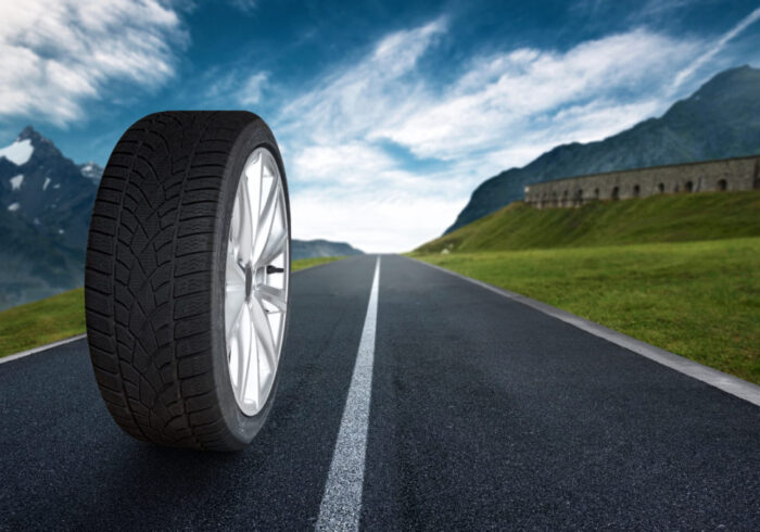 découvrez notre sélection de pneus d'été spécialement conçus pour camping-cars. offrant sécurité, adhérence et durabilité, nos pneus garantissent une conduite agréable sur tous types de routes. préparez votre été en toute sérénité avec des pneus adaptés à vos aventures en plein air.