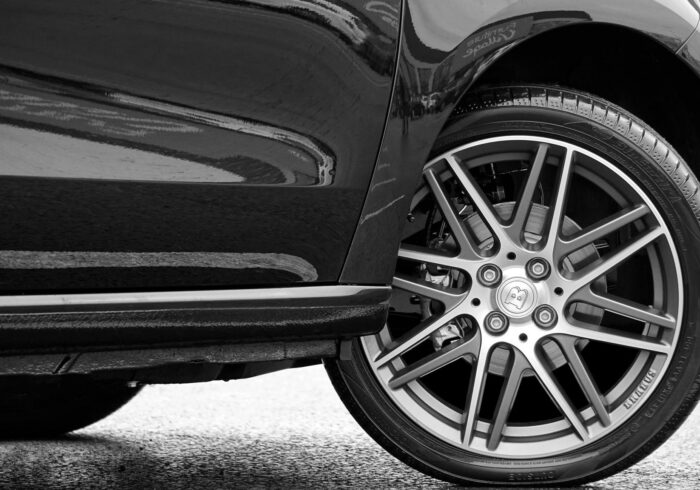 découvrez les pneus auto-réparants, une innovation révolutionnaire qui offre une sécurité accrue et un confort de conduite inégalé. ne laissez plus les crevaisons perturber vos trajets quotidiens : ces pneus innovants se réparent eux-mêmes en quelques minutes, vous permettant de rester sur la route en toute tranquillité. adoptez la solution idéale pour préserver votre temps et votre véhicule.