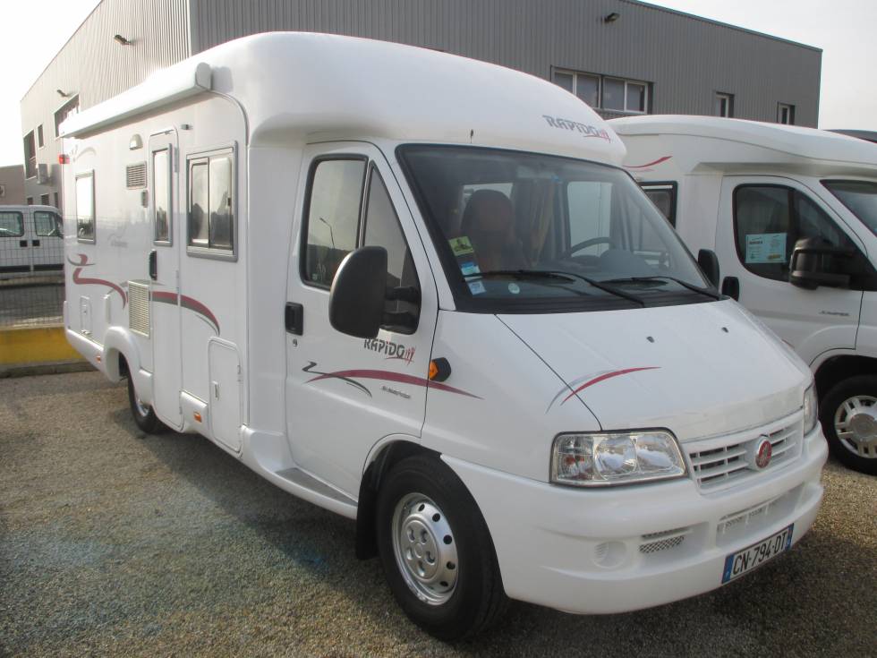 découvrez notre guide complet pour l'achat d'un camping-car : conseils, astuces et meilleures offres pour vous aider à réaliser votre rêve d'évasion sur la route. profitez de la liberté et de l'aventure tout en choisissant le véhicule qui vous correspond le mieux.