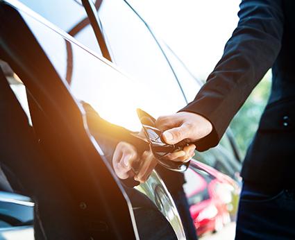 découvrez notre guide complet sur l'assurance voiture de collection, conçu pour protéger votre précieuse automobile ancienne. obtenez des conseils sur les meilleures polices d'assurance, les critères de sélection et les avantages spécifiques à ces véhicules uniques.