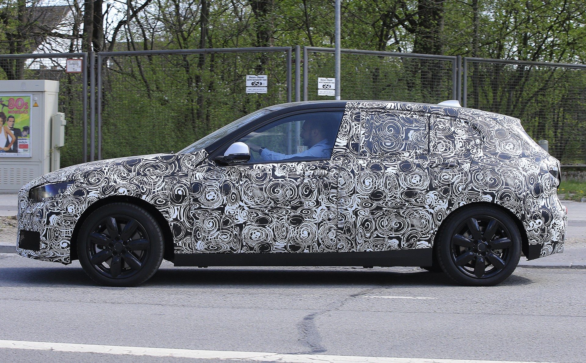 découvrez les raisons pour lesquelles la bmw série 1 pourrait ne pas être le meilleur choix pour vous. analyse des défauts et des points faibles de ce modèle pour vous aider à faire un choix éclairé.