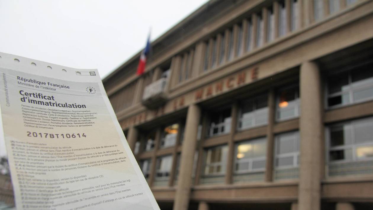 obtenez votre carte grise rapidement et facilement grâce à notre service en ligne. simplifiez vos démarches administratives et recevez votre carte chez vous sans tracas.