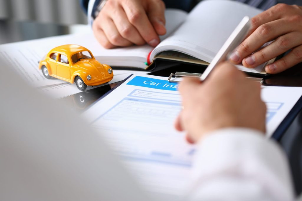 découvrez comment choisir l'assurance auto idéale pour vous. comparez les offres, évaluez vos besoins et trouvez la couverture parfaite pour protéger votre véhicule et votre budget.