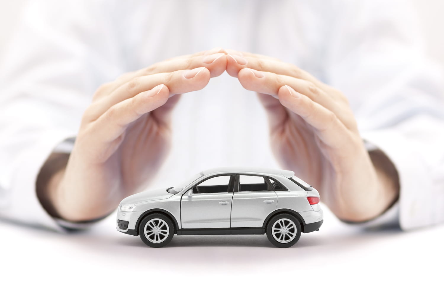 découvrez des conseils pratiques pour choisir l'assurance auto qui vous convient le mieux. comparez les offres, évaluez vos besoins et trouvez la couverture idéale pour protéger votre véhicule et votre budget.