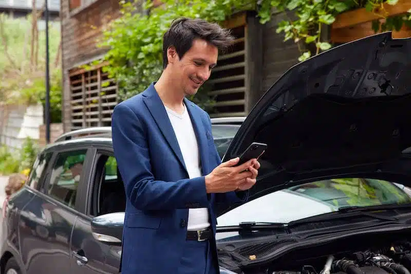 découvrez comment choisir l'assurance voiture qui vous convient le mieux. comparez les options, évaluez les garanties et trouvez la couverture idéale pour protéger votre véhicule et votre budget.