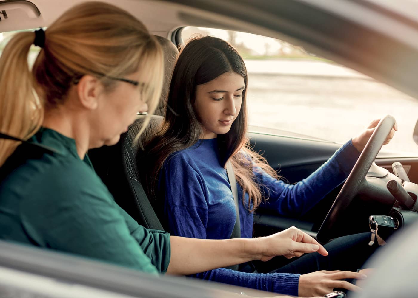 découvrez notre guide complet pour un stage de conduite sur circuit. apprenez les techniques essentielles, les conseils pratiques et maximisez votre expérience sur la piste pour devenir un pilote averti.