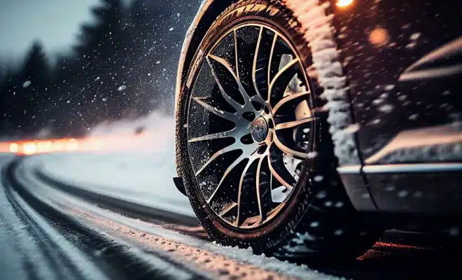 découvrez nos conseils essentiels pour une conduite hivernale sécurisée. apprenez à maîtriser les conditions difficiles, à adapter votre conduite et à garantir votre sécurité sur la route pendant la saison froide.