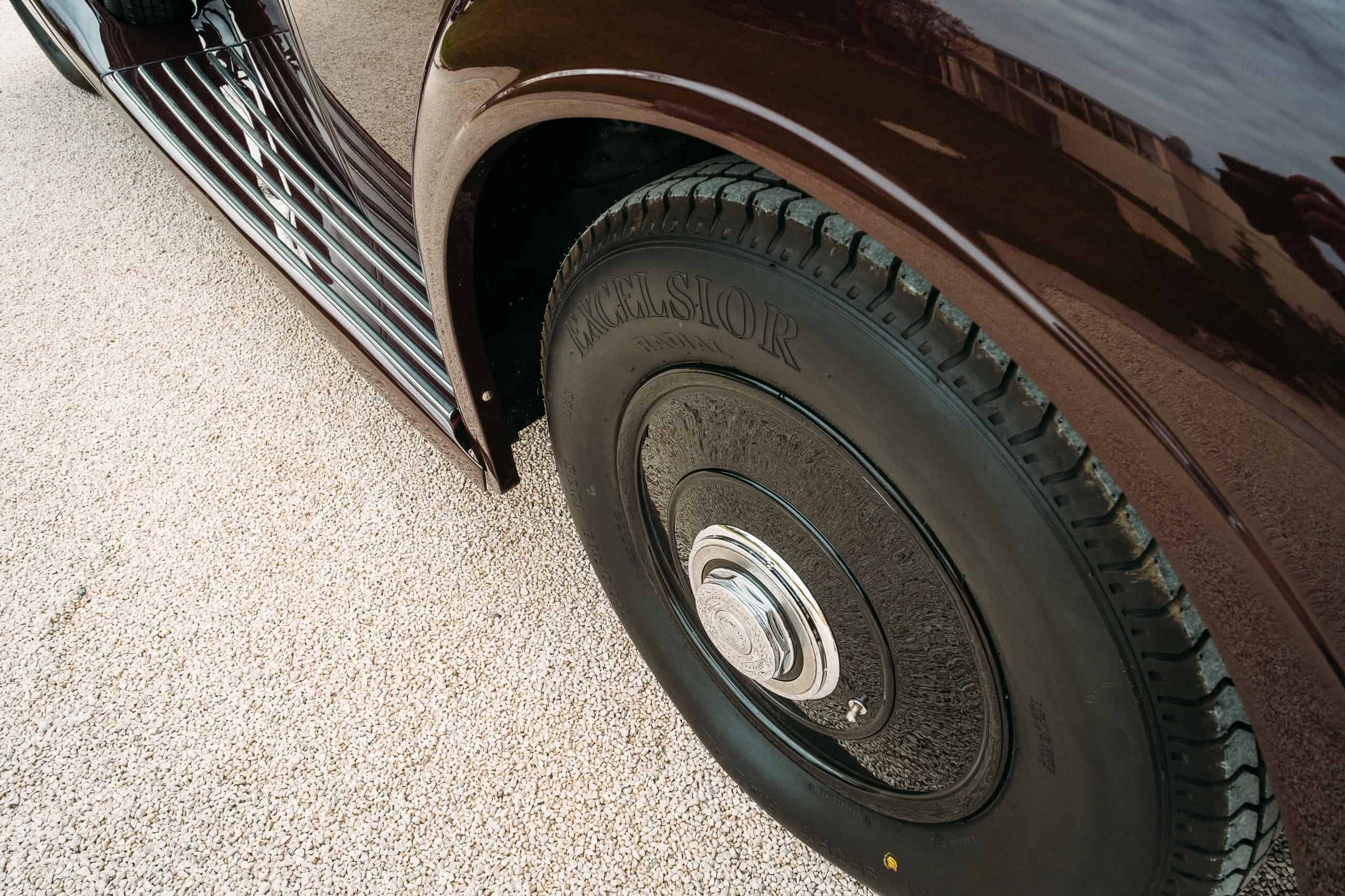 découvrez notre critique détaillée des pneumatiques vanco camper, conçus pour optimiser la sécurité et le confort de vos voyages en van. analyse des performances, de l'adhérence sur route et des avis d'utilisateurs pour vous aider à faire le meilleur choix pour votre véhicule.
