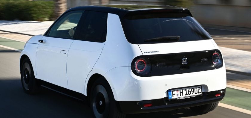 découvrez tout sur l'étrave de voiture : son rôle essentiel dans la dynamique de conduite, son impact sur la performance et les conseils d'entretien pour maximiser la sécurité et la longévité de votre véhicule.