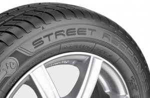 découvrez notre évaluation complète des pneus dunlop sp streetresponse 2. analysez leur performance sur route, leur adhérence en conditions humides et sèches, ainsi que leur confort de conduite. idéal pour les automobilistes à la recherche de sécurité et de fiabilité.