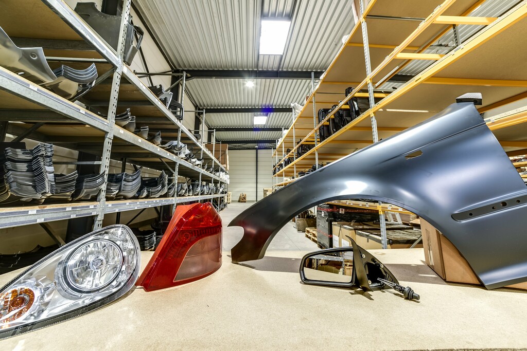 découvrez notre large sélection de pièces détachées pour porsche, garantissant qualité et performance pour votre véhicule. profitez de services adaptés à vos besoins auprès de notre fournisseur spécialisé.