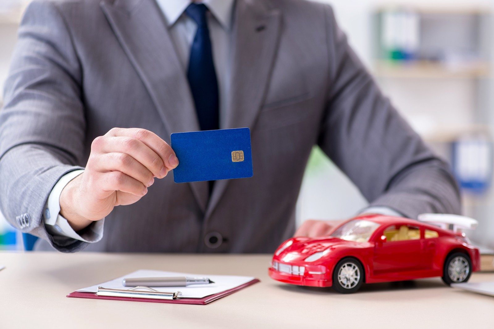 découvrez notre guide complet sur les assurances auto pour choisir la couverture idéale. comparez les offres, comprenez les garanties et trouvez des conseils utiles pour sécuriser votre véhicule au meilleur prix.