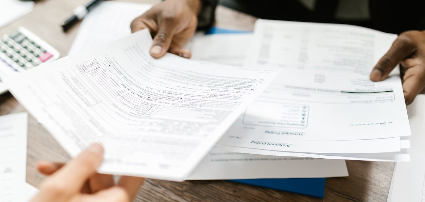découvrez notre guide complet pour les conducteurs malussés, comprenant des conseils pratiques, des solutions pour améliorer votre situation d'assurance auto et des alternatives pour rétablir votre réputation sur la route.