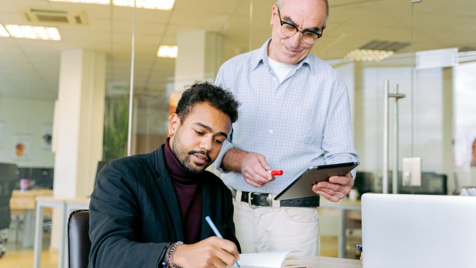 découvrez tout ce qu'il faut savoir sur l'immatriculation économique. apprenez les étapes clés, les documents nécessaires et les avantages d'immatriculer votre entreprise pour une meilleure gestion et légitimité sur le marché.