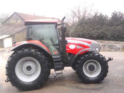 découvrez les marques de tracteurs français qui définissent l'excellence en agriculture. explorez notre guide complet sur les fabricants renommés, leurs modèles innovants et comment ils permettent d'optimiser vos travaux agricoles.