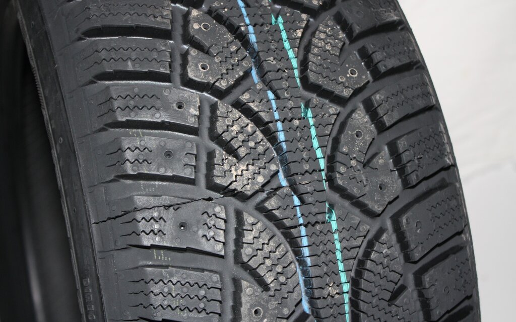 découvrez notre guide complet sur les meilleurs pneus hiver de 2016 ! comparez les performances, la traction et la sécurité des modèles phares pour choisir le pneu idéal pour affronter les conditions hivernales.