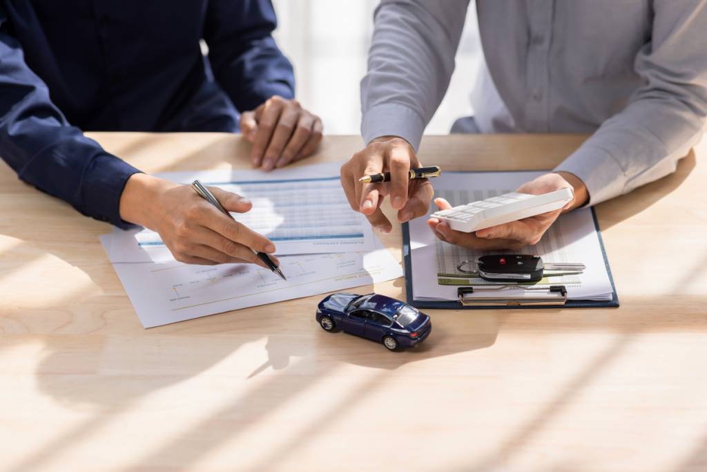 découvrez nos conseils pratiques pour optimiser votre négociation d'assurance auto. économisez sur vos primes tout en obtenant une couverture adaptée à vos besoins.