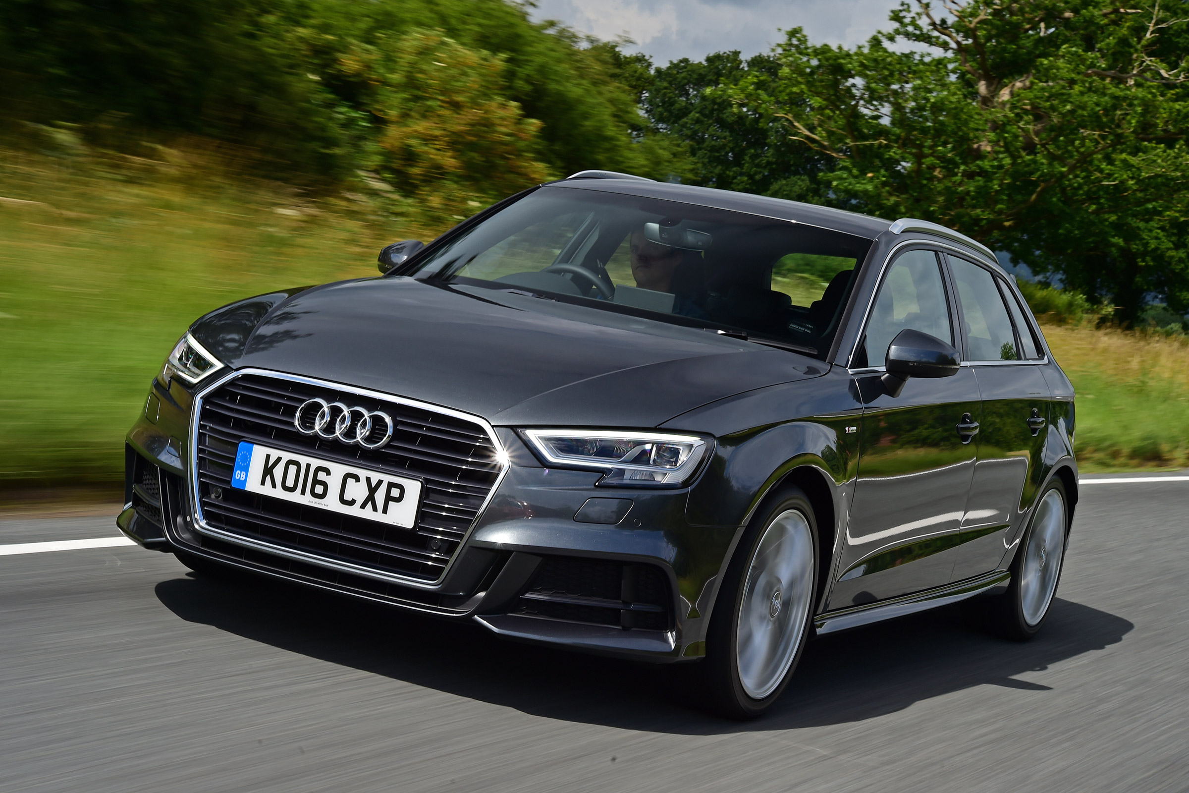 découvrez notre sélection de pneus conçus spécialement pour votre audi a3. profitez d'une performance optimale, d'une sécurité accrue et d'un confort de conduite exceptionnel. trouvez le pneu idéal pour votre véhicule parmi nos options variées et bénéficiez de conseils d'experts.