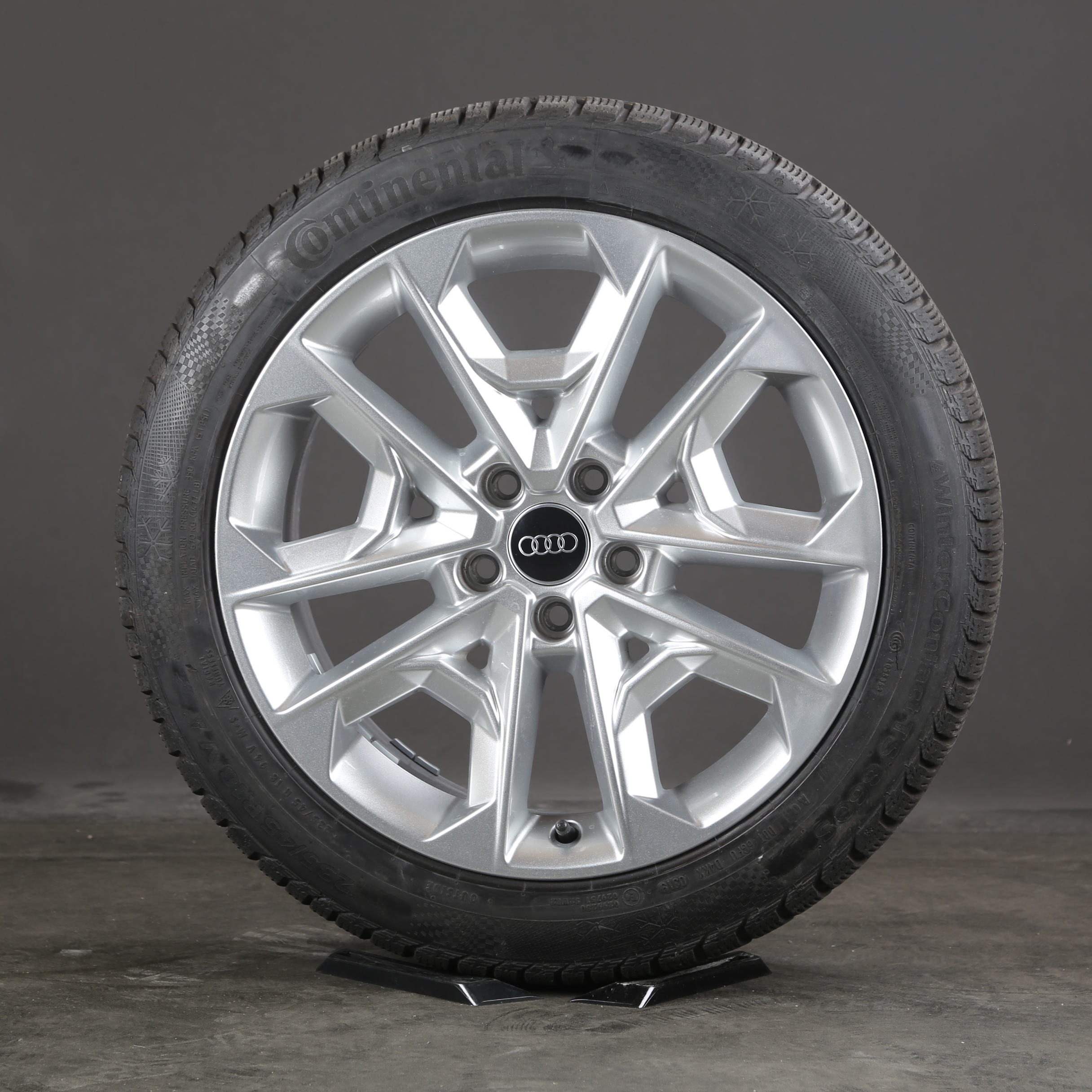 découvrez une sélection de pneus spécialement conçus pour votre audi q2. assurez votre sécurité et améliorez la performance de votre véhicule avec des options adaptées à toutes les conditions météo. profitez d'offres exclusives et d'une livraison rapide.