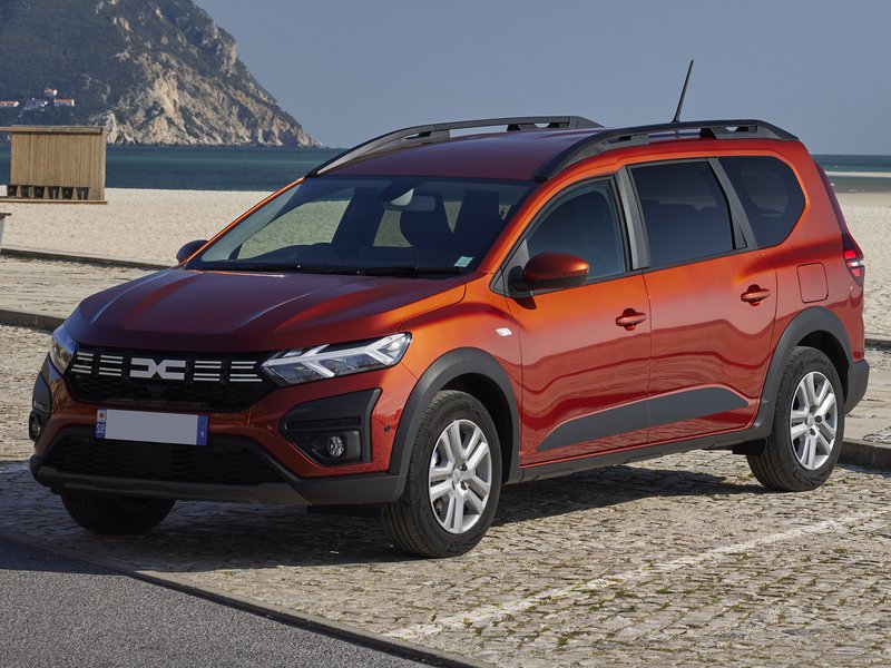 découvrez notre sélection de pneus adaptés pour dacia jogger, alliant sécurité et performance. trouvez le modèle idéal pour optimiser votre conduite et bénéficier d'une adhérence optimale sur tous les types de routes.