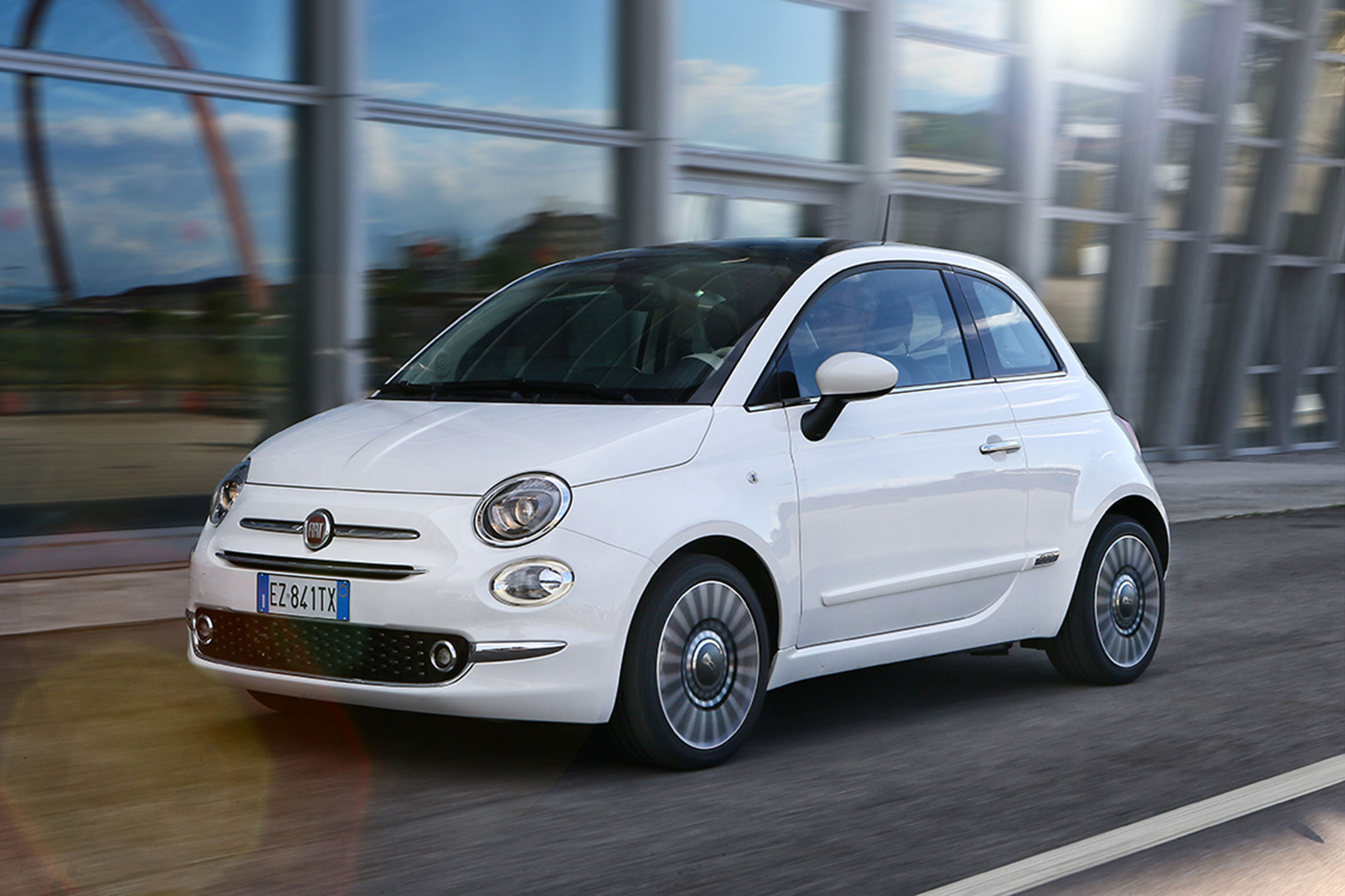 découvrez notre sélection de pneus spécialement conçus pour la fiat 500. offrez à votre véhicule une performance optimale et une sécurité accrue sur la route. profitez de conseils d'experts et d'offres avantageuses pour équiper votre citadine avec les meilleurs pneus du marché.