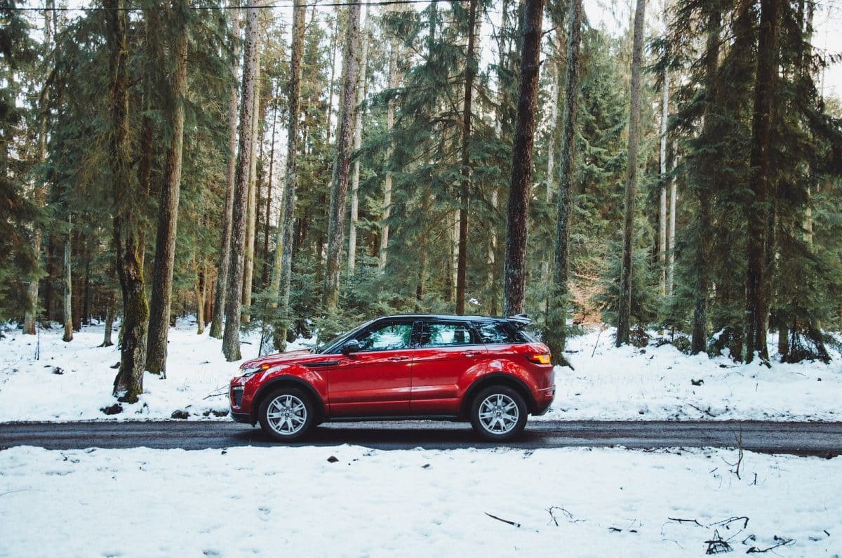 découvrez notre large sélection de pneus hiver adaptés à tous vos besoins. assurez votre sécurité sur la route en hiver avec des pneus performants offrant une excellente adhérence et maniabilité. commandez dès maintenant et préparez-vous pour les conditions hivernales !