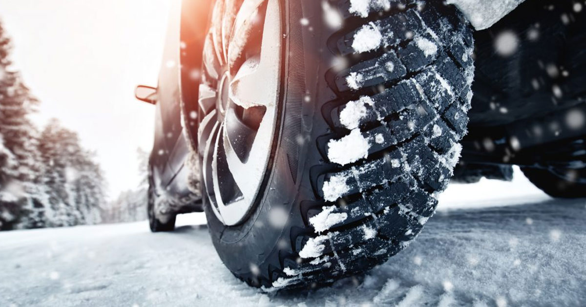 découvrez pourquoi les pneus neige sont désormais obligatoires en période hivernale. informez-vous sur les réglementations en vigueur, les avantages de ces pneus pour votre sécurité sur la route et les meilleures pratiques pour les choisir et les entretenir.