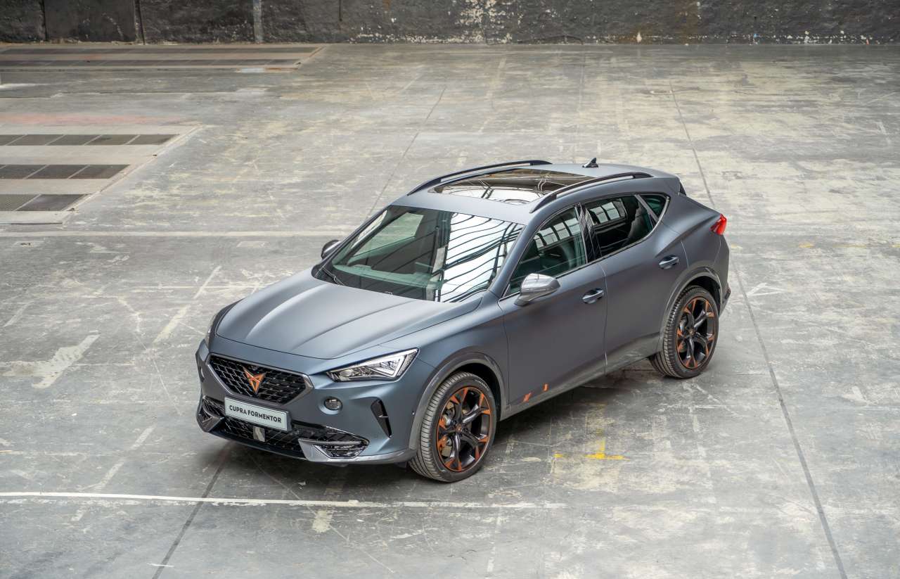 découvrez les pneus optimaux pour votre cupra formentor, conçus pour améliorer la performance, l'adhérence et la sécurité de votre véhicule. trouvez le choix parfait pour profiter pleinement de chaque trajet.