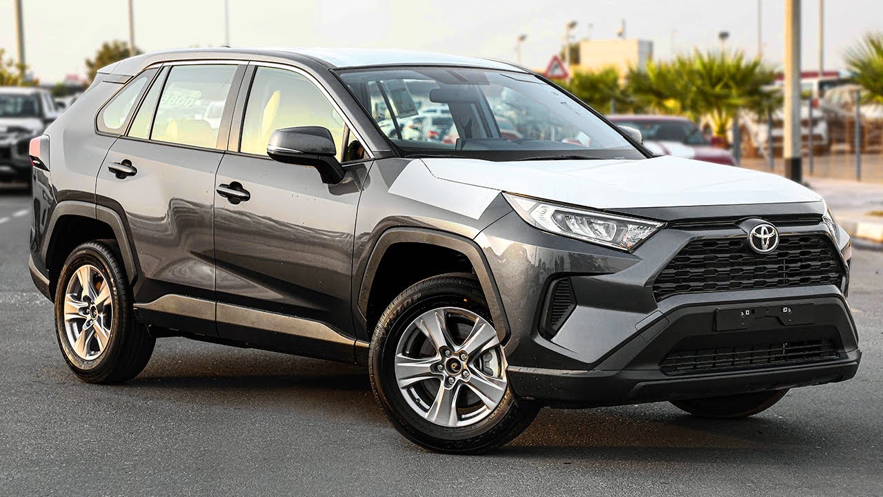 découvrez notre sélection de pneus pour toyota rav4, spécialement conçus pour améliorer la performance, la sécurité et le confort de conduite. trouvez le pneu idéal qui répond parfaitement aux besoins de votre suv, qu'il s'agisse de pneus toutes saisons, hiver ou été.