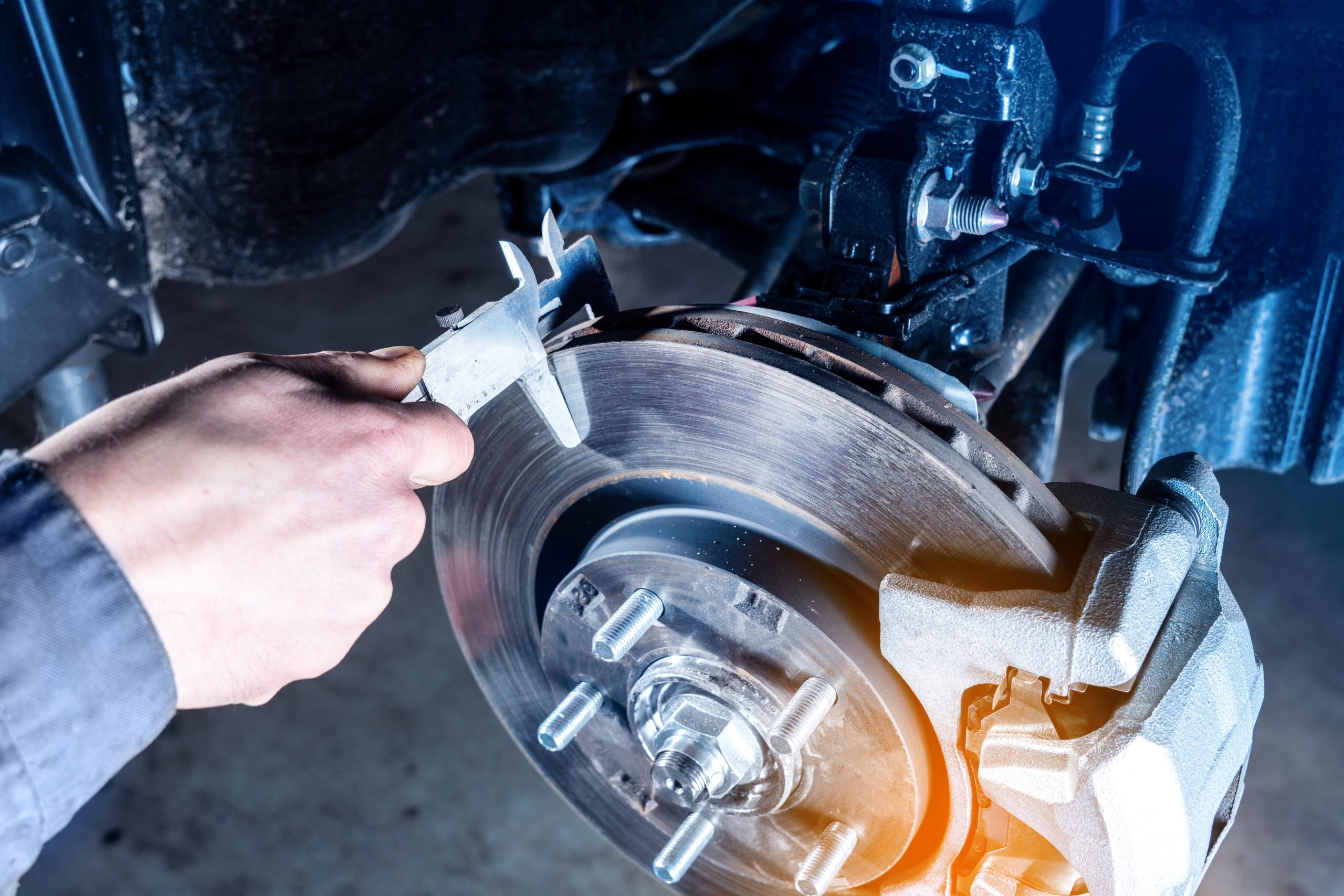 découvrez nos services de remplacement de plaquettes de frein pour garantir votre sécurité sur la route. profitez d'une expertise professionnelle pour un entretien optimal de votre véhicule.